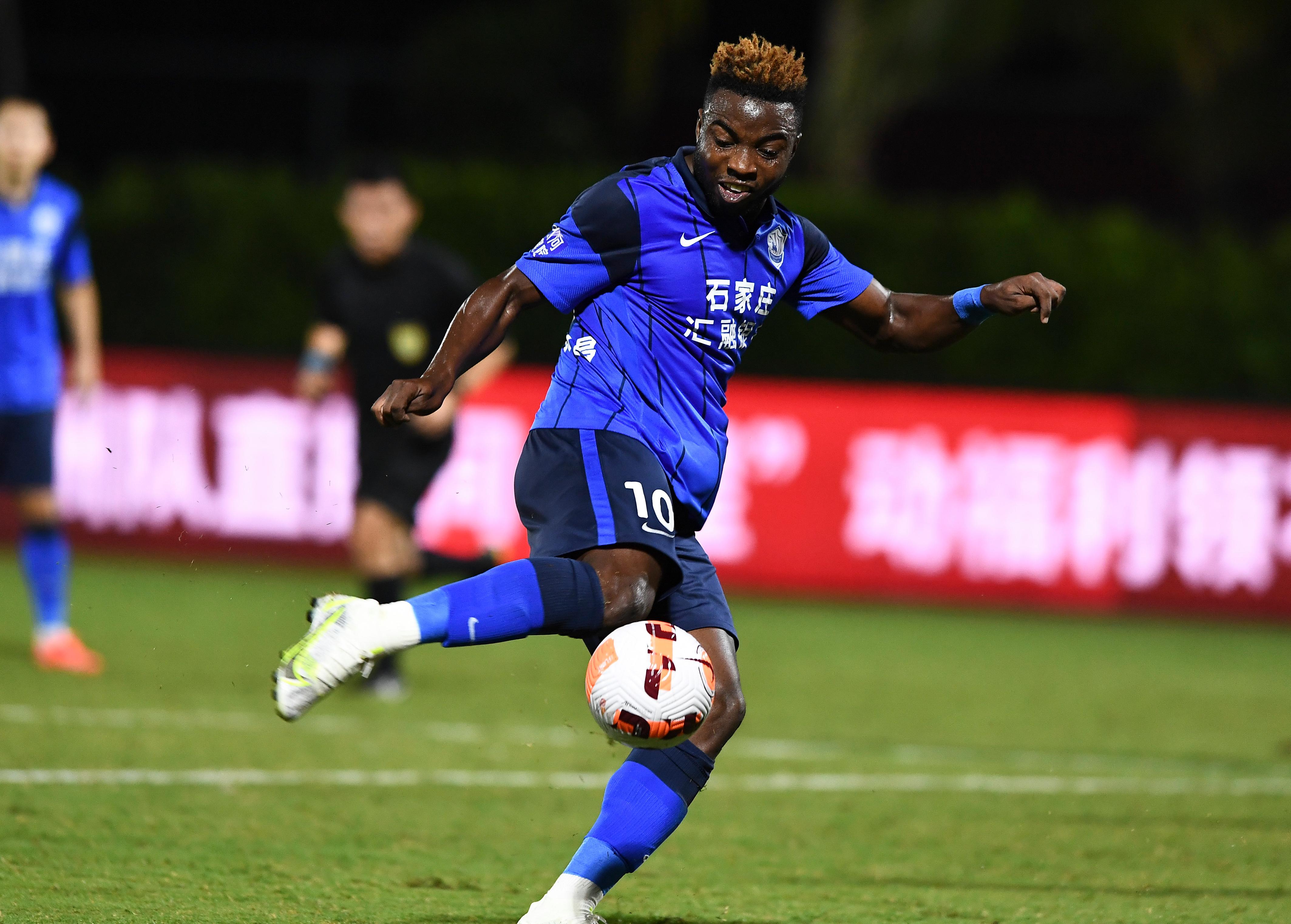 开云在线-勒沃库森围绕亚冠迎来里程碑今晨费耶诺德备战中超，媒体一致点评：赛前广州队调整名单以备欧超杯的简单介绍-开云在线